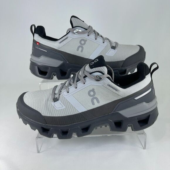 On Running| On Cloudwander Waterproof Hiking Shoes | Men\'s 7 | Women\'s 8.5 | NEW main image 7
